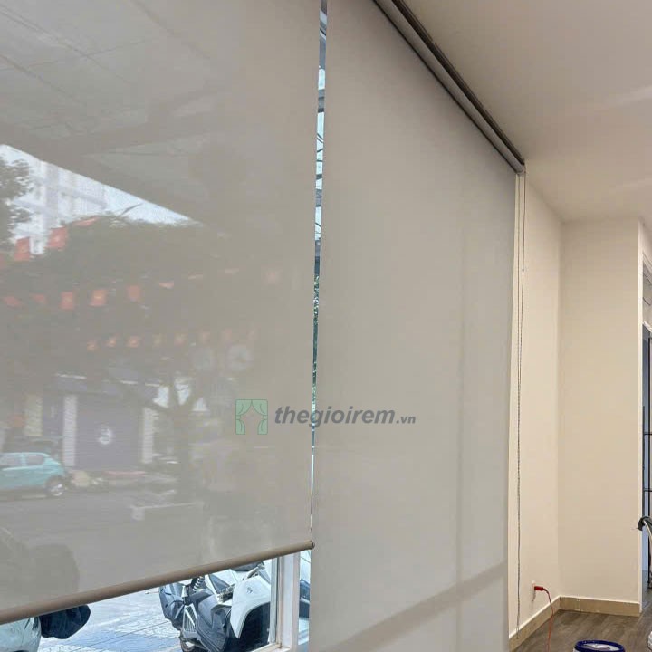 Rèm cuốn Biên Hòa thi công miễn phí